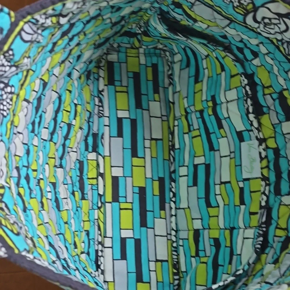 Vera Bradley Tote Bag - Picture 5 of 8